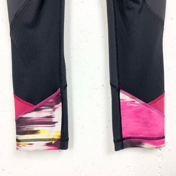 Lululemon Womens Pace Rival Crop Leggings Black Berry Rumble Multi Luxtreme 6 - Picture 9 of 10